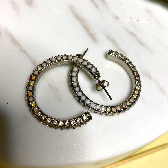 Jewelry - Super cute earrings